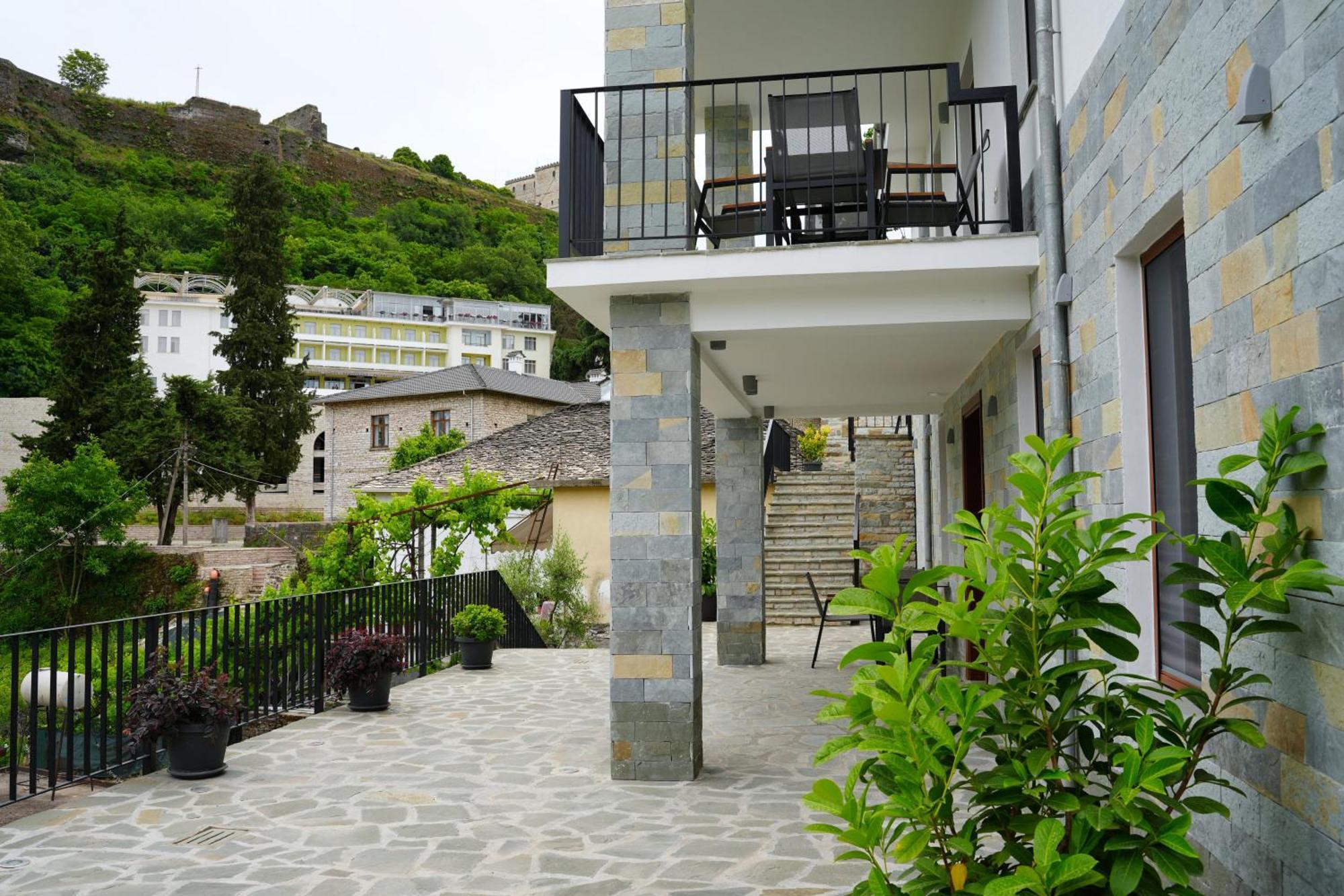 Castlefront Villa Gjirokastra Zewnętrze zdjęcie